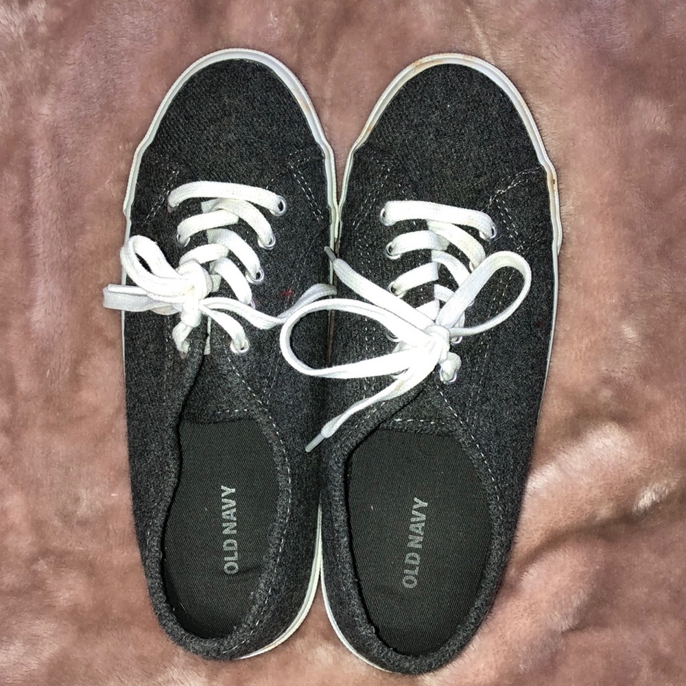 old navy casual sneakers!!